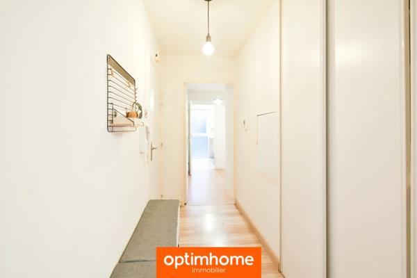 Appartement T3 avec balcon et parking couvert