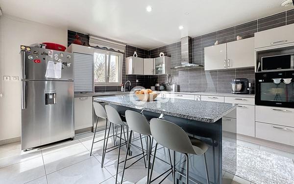 Maison à vendre    5 pièces • 122 m2 Feytiat