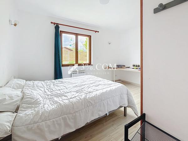 Maison 11 pièce(s) 7 chambre(s) 268 m²