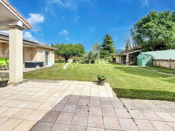 Maison 11 pièce(s) 7 chambre(s) 268 m²