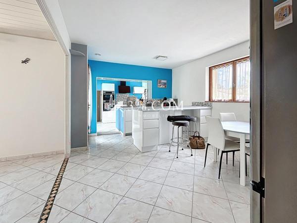 Maison 11 pièce(s) 7 chambre(s) 268 m²