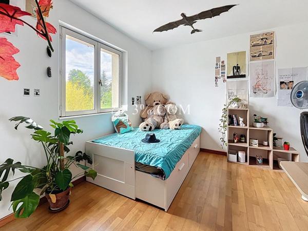 Maison 11 pièce(s) 7 chambre(s) 268 m²