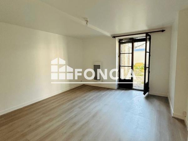 Location Studio 26 m² - 7 RUE TALMA Brunoy 91800