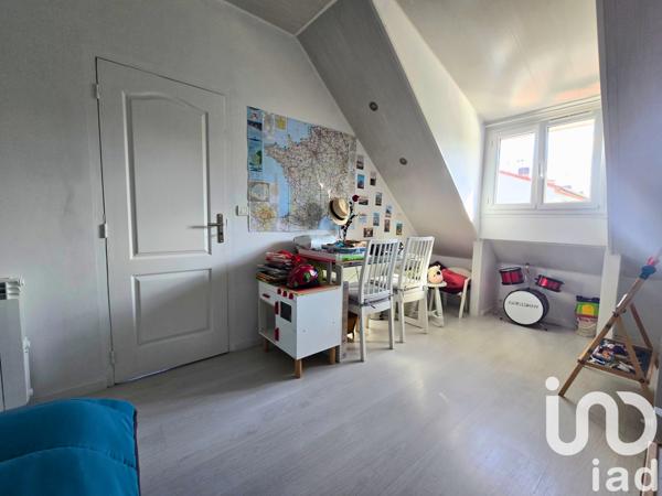 Maison à vendre 5 pièces 80 m² Sainte-Geneviève-des-Bois