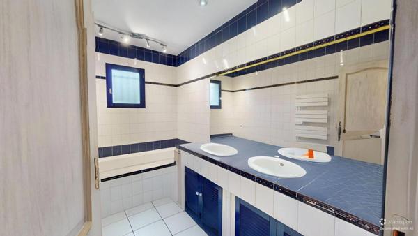 Maison Saint-Éloi 6 pièce(s) 138 m2