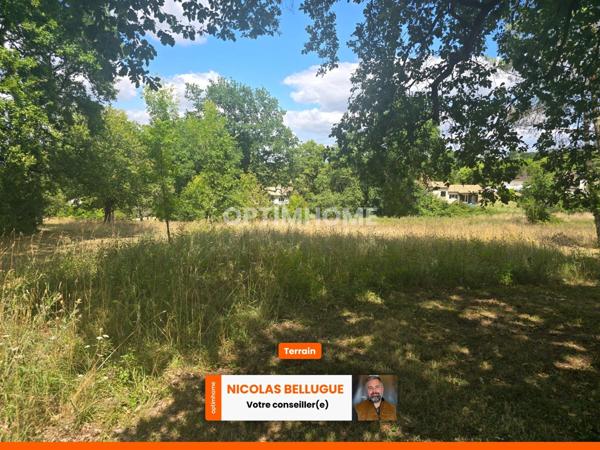 Terrain constructible et viabilisé à vendre