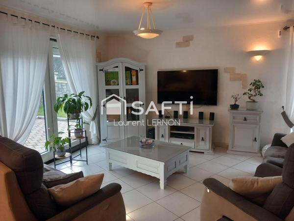 MAISON DE 173 M² SUR UN TERRAIN DE 1800 M²