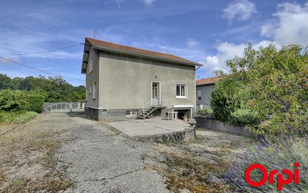 Maison à vendre    6 pièces •  Bourgoin-Jallieu