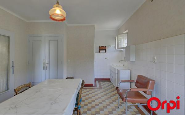 Maison à vendre    6 pièces •  Bourgoin-Jallieu