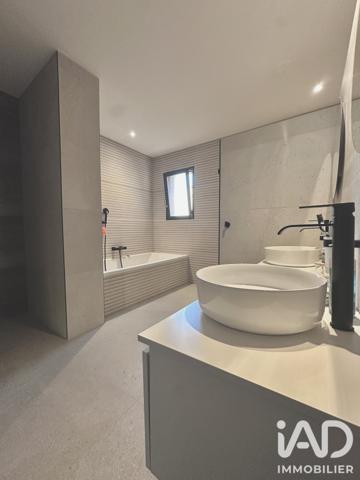Maison à vendre 5 pièces 200 m² Opoul-Périllos