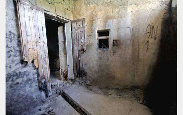 Vente Appartement P2 Avec jardin à rénover Bagnols-sur-ceze   