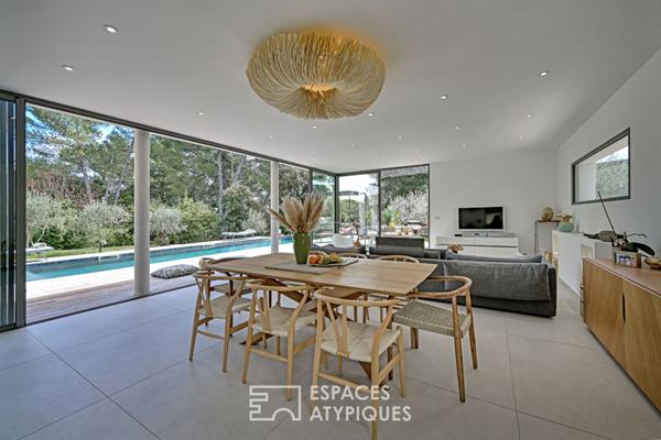 Lumineuse villa contemporaine avec bassin 15m