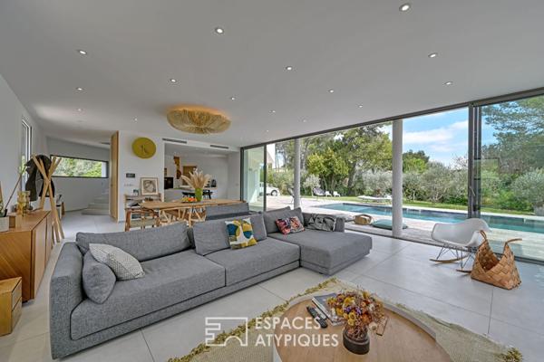 Lumineuse villa contemporaine avec bassin 15m