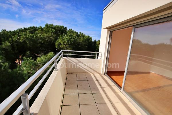 Sète Métairies – Dernier étage avec terrasse, vue mer, ascenseur, parking + cave (56 m²)