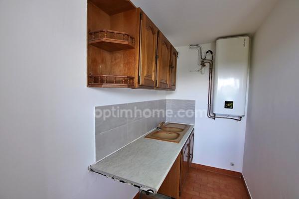 Sète Métairies – Dernier étage avec terrasse, vue mer, ascenseur, parking + cave (56 m²)