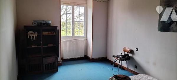 MAISON ANCIENNE ET DEPENDANCES SUR 3200m2