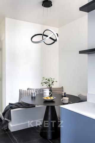 Duplex cathédrale aux volumes spectaculaires avec chambre de service