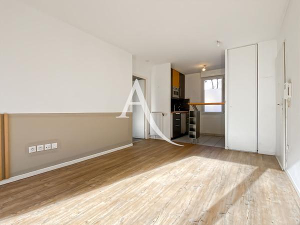 Appartement Bois D Arcy 2 pièce(s) 40 m2