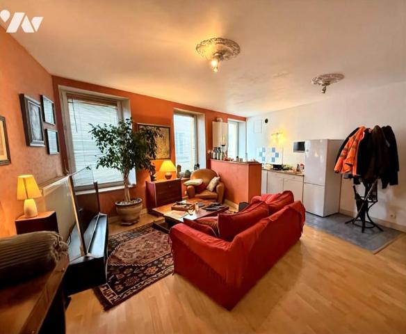 CHERBOURG appartement 55m² 1er étage petit copro quartier du Voeu