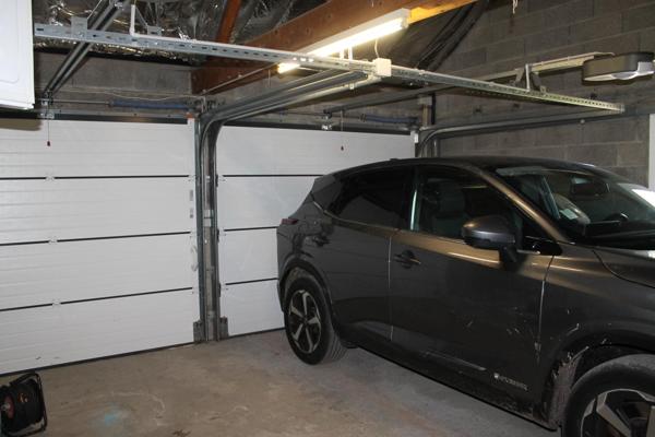 Très belle maison traditionnelle au milieu d'un parc arboré avec piscine et terrain de pétanque