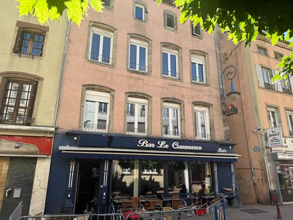 Mirecourt - Immeuble 7 pièces 234 m2 - Opportunité d'investissement !