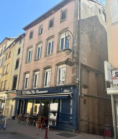 Mirecourt - Immeuble 7 pièces 234 m2 - Opportunité d'investissement !