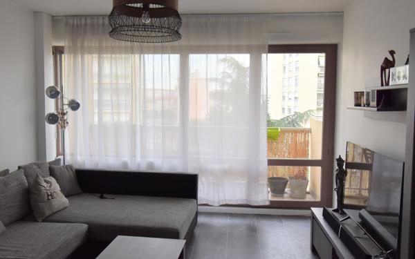 Appartement à louer    3 pièces • 67,35 m2 Lyon 8