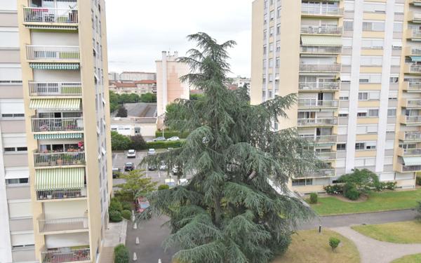 Appartement à louer    3 pièces • 67,35 m2 Lyon 8