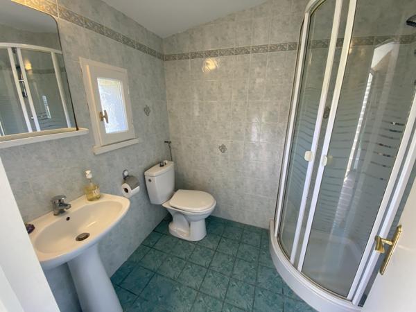 Bourg-de-Visa (82190) BOURG DE VISA Maison authentique en pierre avec 4 chambres, grange et piscine 4857m2 jardin