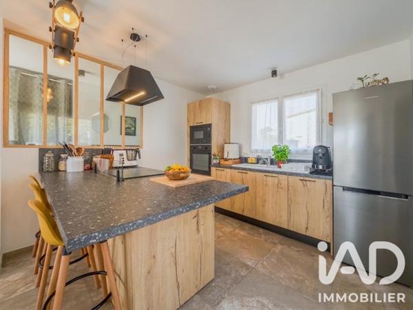 Maison à vendre 4 pièces 93 m² Gailhan