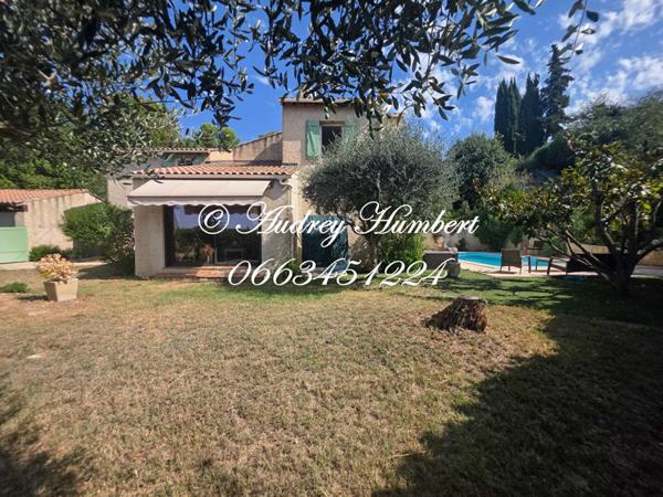 Exclusivité Manosque, Quartier Mont d'Or / Colombier,  Belle villa familiale de 151 m² , 5 chambres - Jardin clos, Piscine et Proximité du centre
