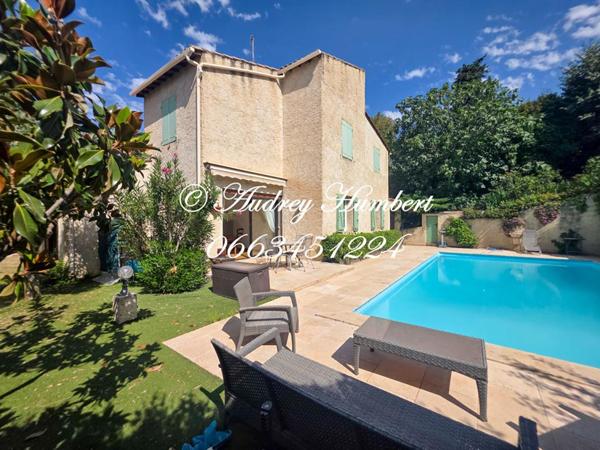 Exclusivité Manosque, Quartier Mont d'Or / Colombier,  Belle villa familiale de 151 m² , 5 chambres - Jardin clos, Piscine et Proximité du centre