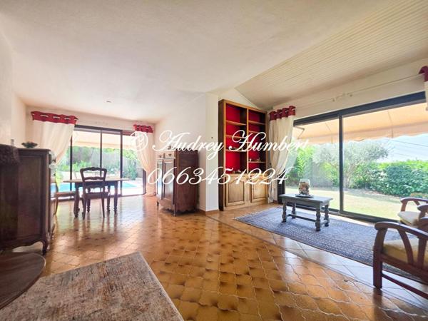 Exclusivité Manosque, Quartier Mont d'Or / Colombier,  Belle villa familiale de 151 m² , 5 chambres - Jardin clos, Piscine et Proximité du centre