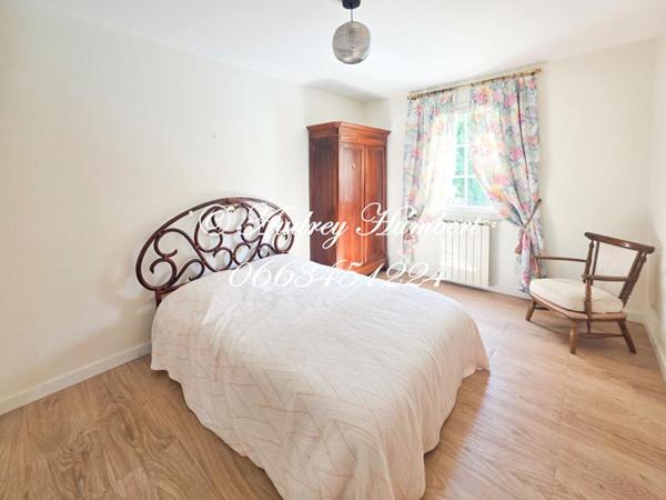 Exclusivité Manosque, Quartier Mont d'Or / Colombier,  Belle villa familiale de 151 m² , 5 chambres - Jardin clos, Piscine et Proximité du centre