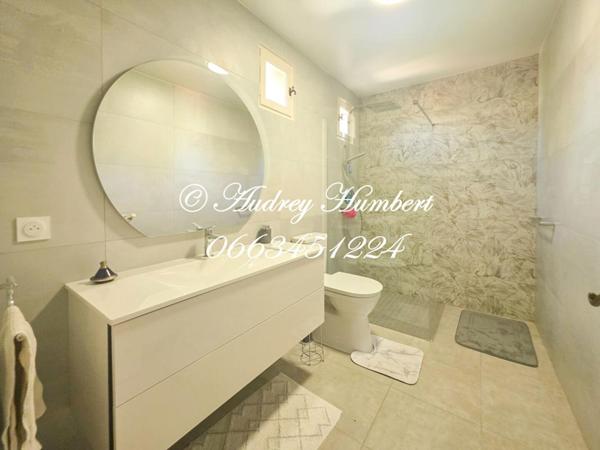 Exclusivité Manosque, Quartier Mont d'Or / Colombier,  Belle villa familiale de 151 m² , 5 chambres - Jardin clos, Piscine et Proximité du centre
