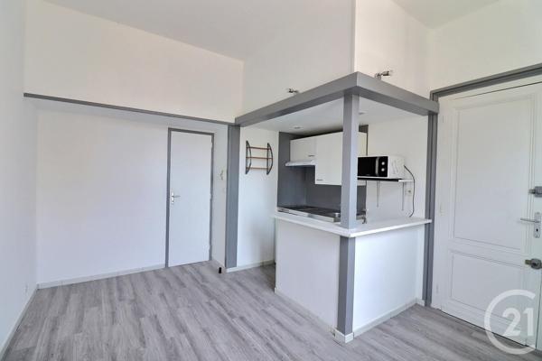 Appartement F2 à vendre  2 pièces - 37,79 m 2   ST MEDARD EN JALLES  - 33