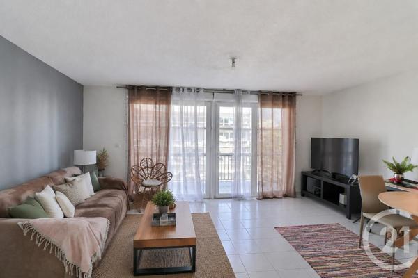 Appartement F2 à vendre  2 pièces - 37,79 m 2   ST MEDARD EN JALLES  - 33