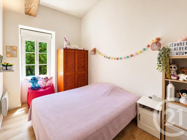 Maison à vendre  5 pièces - 103 m 2   ST LAURENT MEDOC  - 33