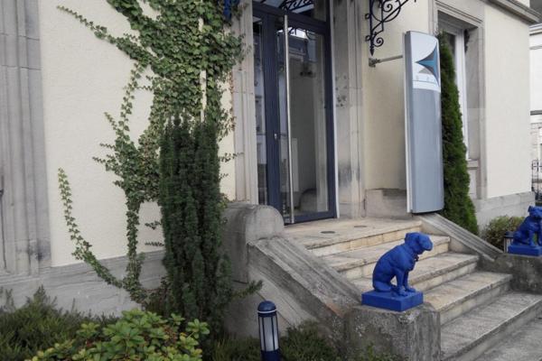 Immeuble de caractère  à usage Commercial