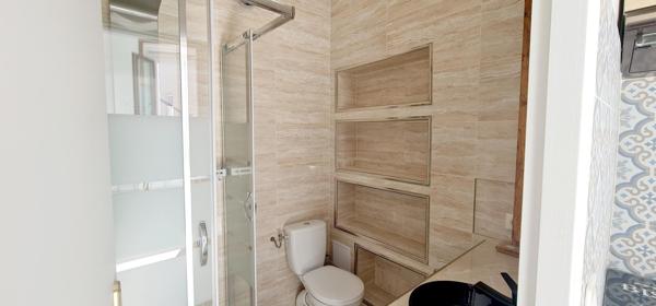 A vendre / Studio rénové 23 M² Callian