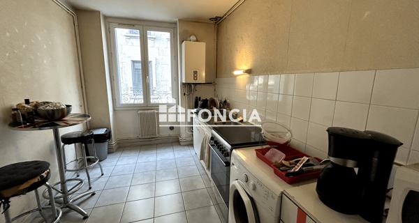À vendre Immeuble 210 m² - Saint-étienne 42000