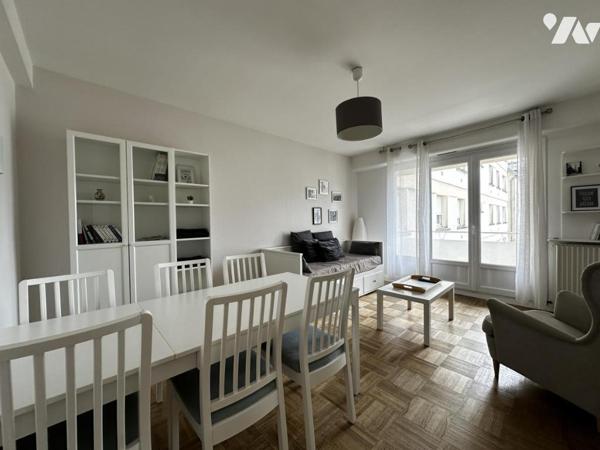 A VENDRE VANNES APPARTEMENT EN PARFAIT ETAT CENTRE VILLE - PARKING COUVERT