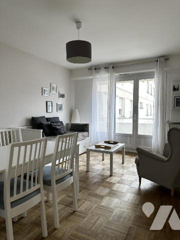 A VENDRE VANNES APPARTEMENT EN PARFAIT ETAT CENTRE VILLE - PARKING COUVERT