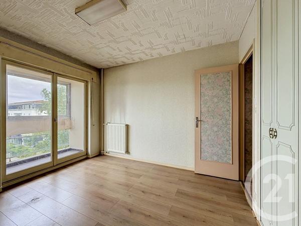 Appartement T4 à vendre  4 pièces - 85 m 2   LORMONT  - 33