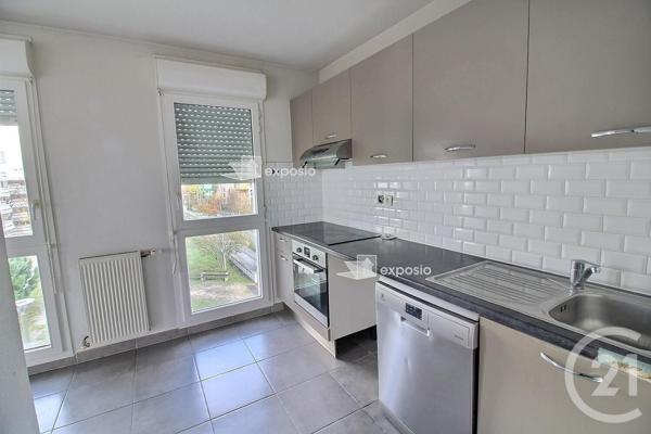 Appartement T4 à vendre  4 pièces - 85 m 2   LORMONT  - 33