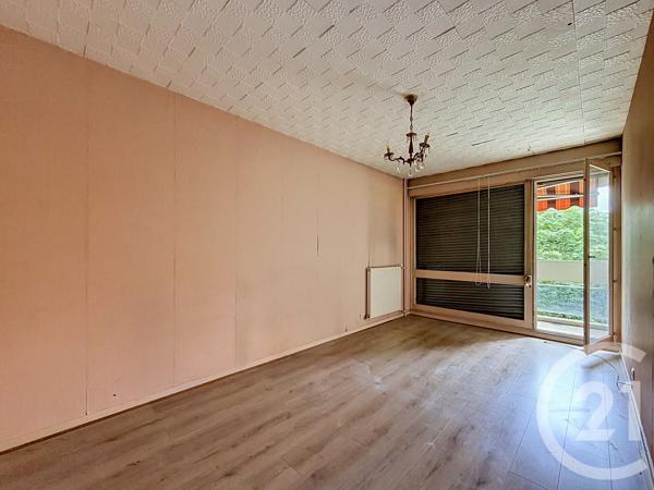 Appartement T4 à vendre  4 pièces - 85 m 2   LORMONT  - 33