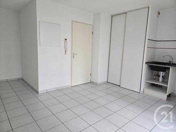 Appartement T1 à vendre  1 pièce - 24,27 m 2   ST PAUL LES DAX  - 40