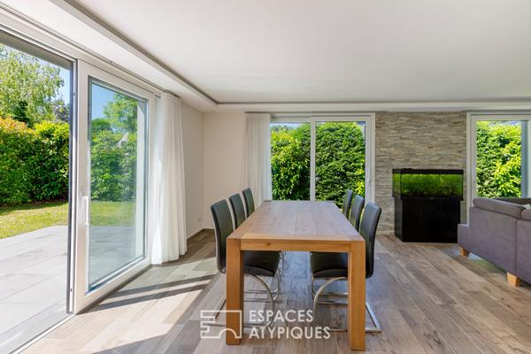 Maison familiale contemporaine à la frontière Suisse