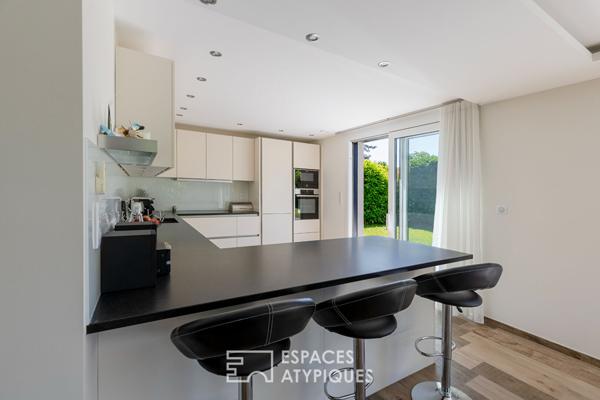 Maison familiale contemporaine à la frontière Suisse