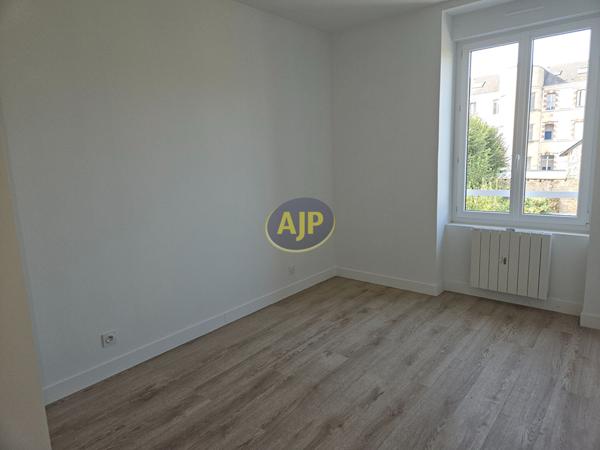 Location maison Nantes : 1 600 € - AJP Immobilier Nantes Sud